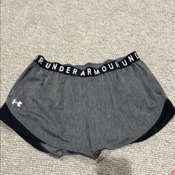 Under Armour Gray and Black Athletic Shorts Lightweight Moisture-Wicking - Picture 1 of 2
